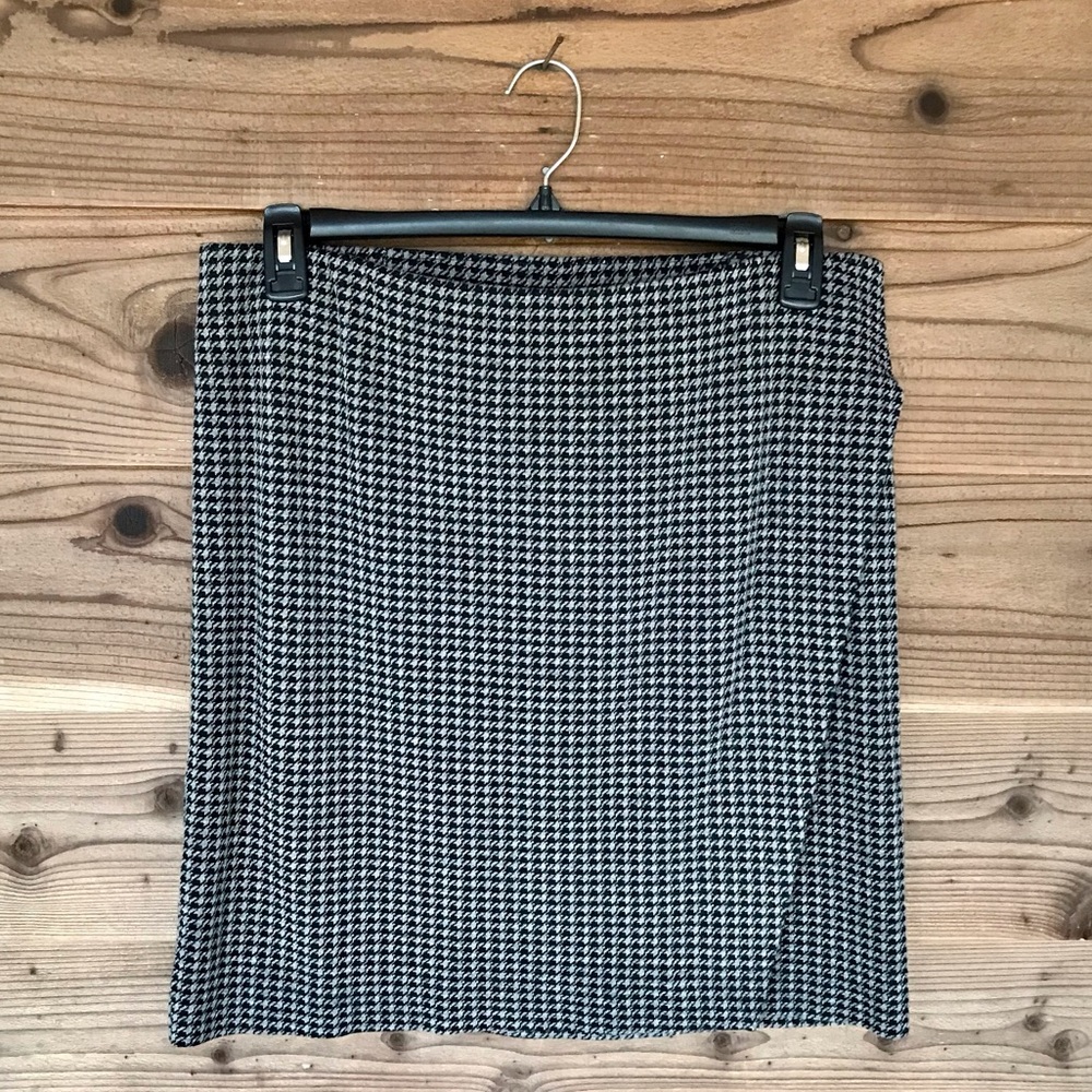 J. Jill Ponte Houndstooth A-Line Faux Wrap Skirt Size Medium